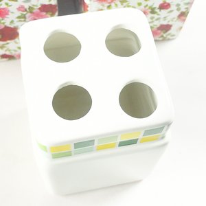 Diez Portacepillos de Cerámica con Diseño Floral - imagen 4