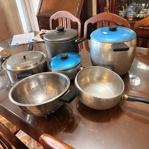 Conjunto de Ollas y Colador de Cocina - imagen 2