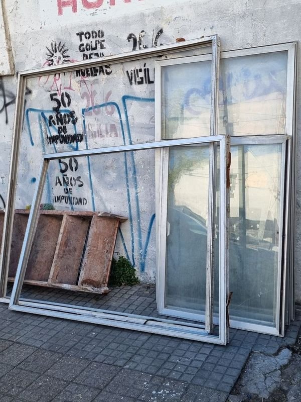 Item 869464 - Image 0