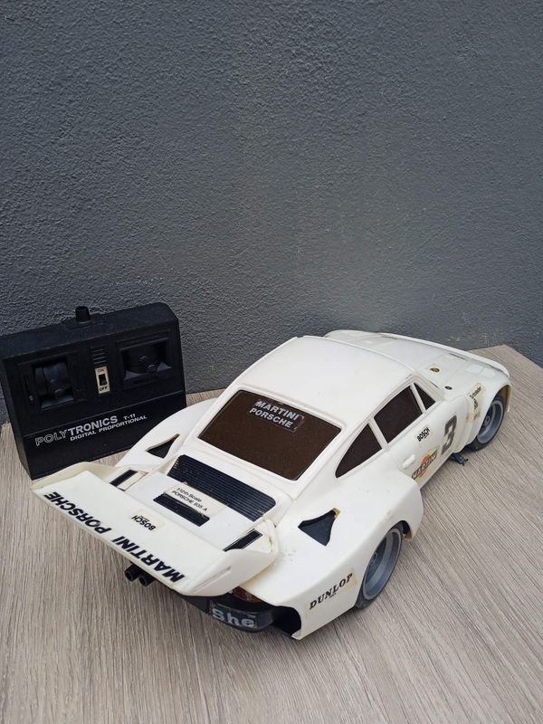 Martini Porsche 935 Turbo de Polytronics en escala 1/12 - imagen 3