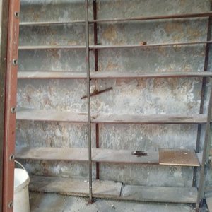 Lote anterior: Estantería Metálica con 7 Tablas y 3 Escaleras
