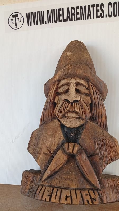 Escultura en madera tallada - Talla de un hombre - imagen 2