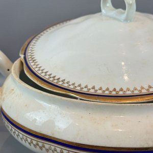 Guisera de Porcelana Polaca con Detalles Dorados y Azules - imagen 2