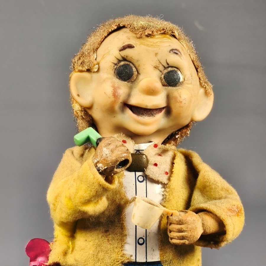 Item 17684 - Image 12