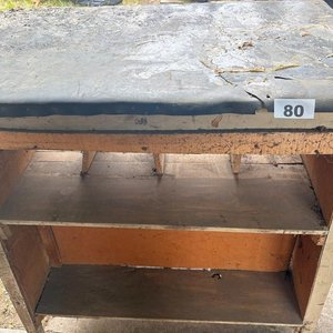 Mesa de Trabajo Antigua de Madera con Estantes - imagen 2