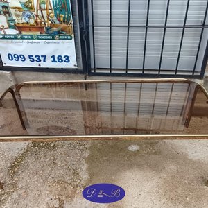 Lote anterior: Mesa Ratona Moderna con Tapa de Vidrio y Estructura Metálica Dorada