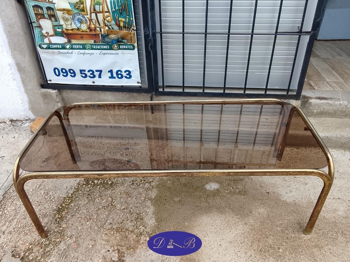 Mesa Ratona Moderna con Tapa de Vidrio y Estructura Metálica Dorada