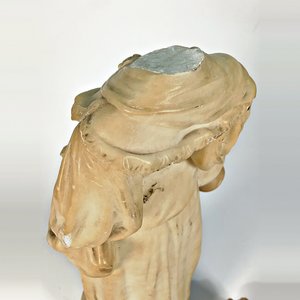 Escultura de Dama en Mármol con Flores y Cabeza Suelta - 53 cm - imagen 6
