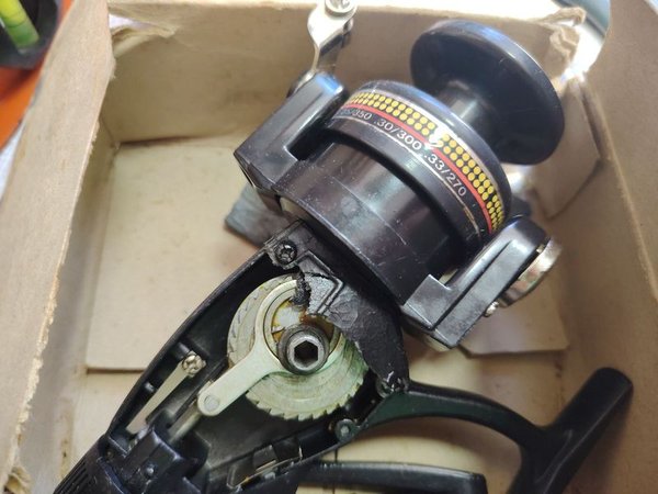 Derco 909 Relleno de Pesca en Estado de Conservación - imagen 1