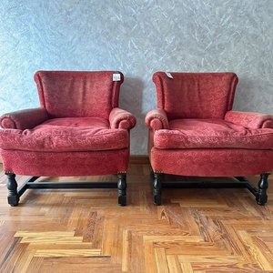 Lote siguiente: Par de Sillones Estilo Bergere Tapizado Bordo