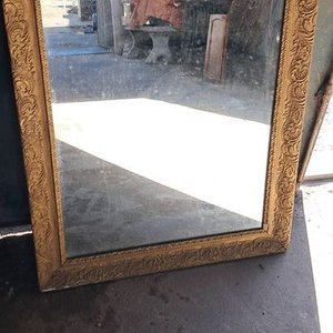 Lote anterior: Espejo Antiguo con Marco Dorado Tallado