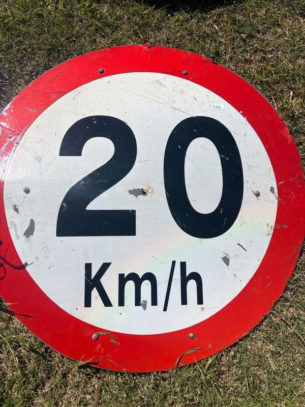 Cartel de señalización de 20 km/h - imagen 1