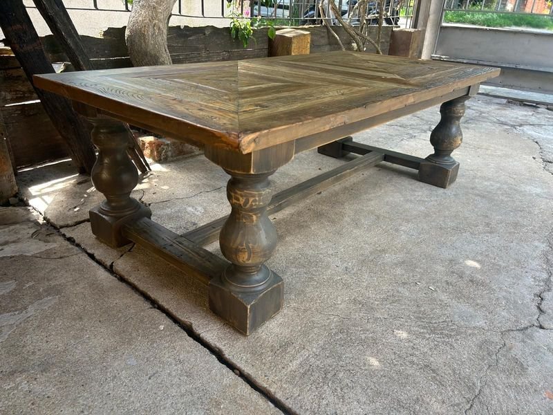 Antigua mesa brasileña de madera noble con patas pino - imagen 5