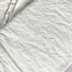 Mantel de Hilo Blanco con Seis Servilletas - imagen 3