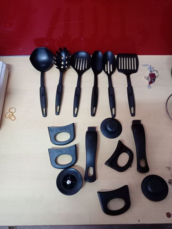 Juego de cocina en excelente estado - imagen 2