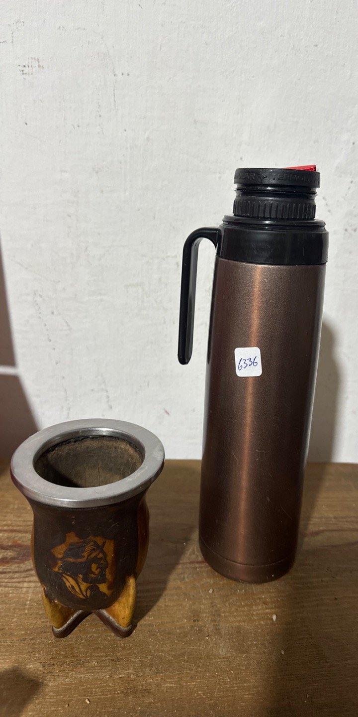 Termo Mate de Bronce y Negro