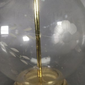 Lámpara de Mesa Globo de Vidrio Tallado con Flores - 38cm Alto - imagen 4