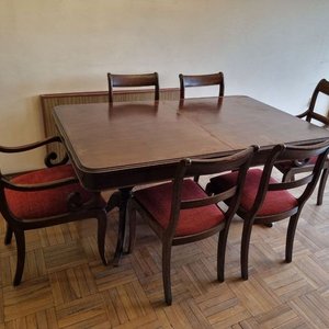 Juego de Comedor Extensible de Madera con Seis Sillas Tapizadas - imagen 1