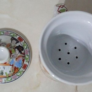 Taza de Porcelana China con Tapa y Filtro para Té - imagen 2