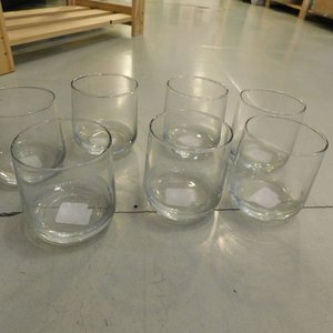 Lote siguiente: Juego de 6 vasos de vidrio