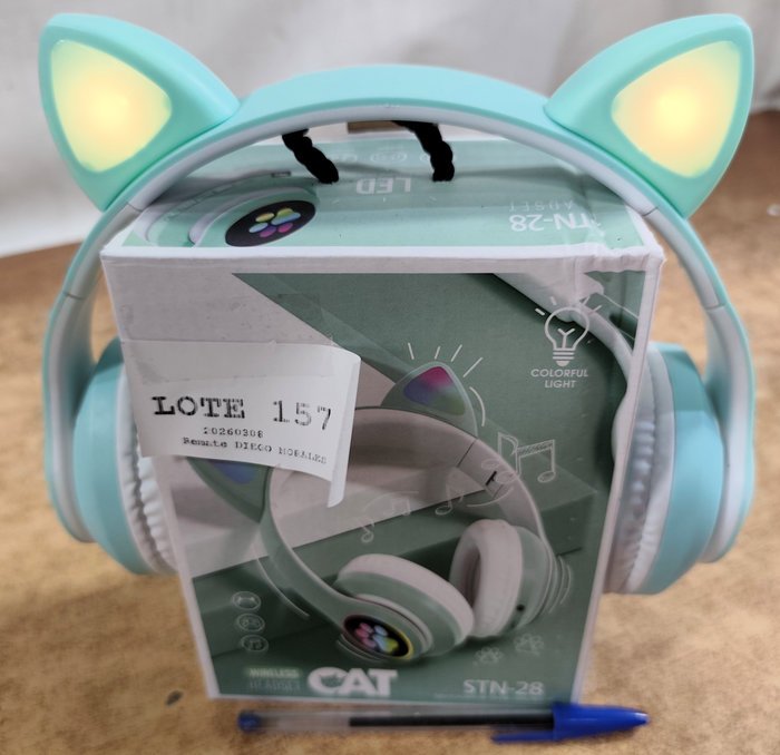 Auriculares inalámbricos recargables con luz LED - imagen 4