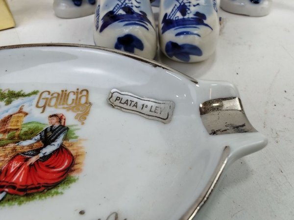 Colección de Figuritas y Accesorios de Cerámica - imagen 5