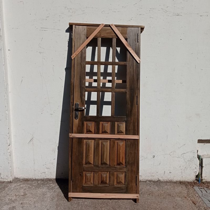 Puerta exterior en madera maciza con marco - imagen 2