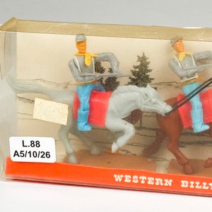 Tres jinetes a caballo plástico, con caja - imagen 5