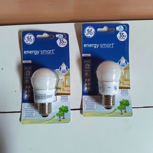 Lote siguiente: 2 Lámparas LED GE Energy Smart 7W Globo 7