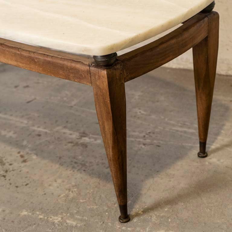 Mesa de living americana con tapa de mármol en mal estado - imagen 2