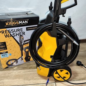 Hidrolavadora Kingsman 1600W con Accesorios y Caja - imagen 3