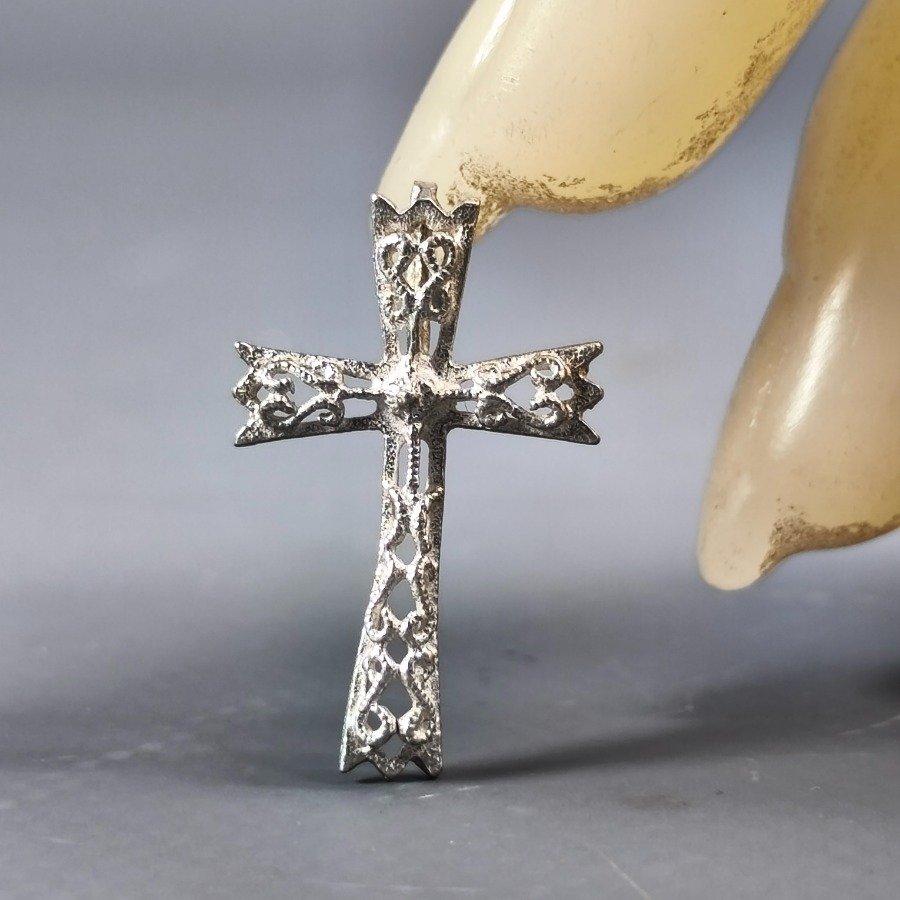 Item 16323 - Image 3