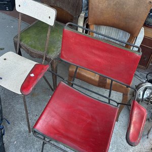 Lote anterior: Lote de 4 Sillas Estilo Vintage