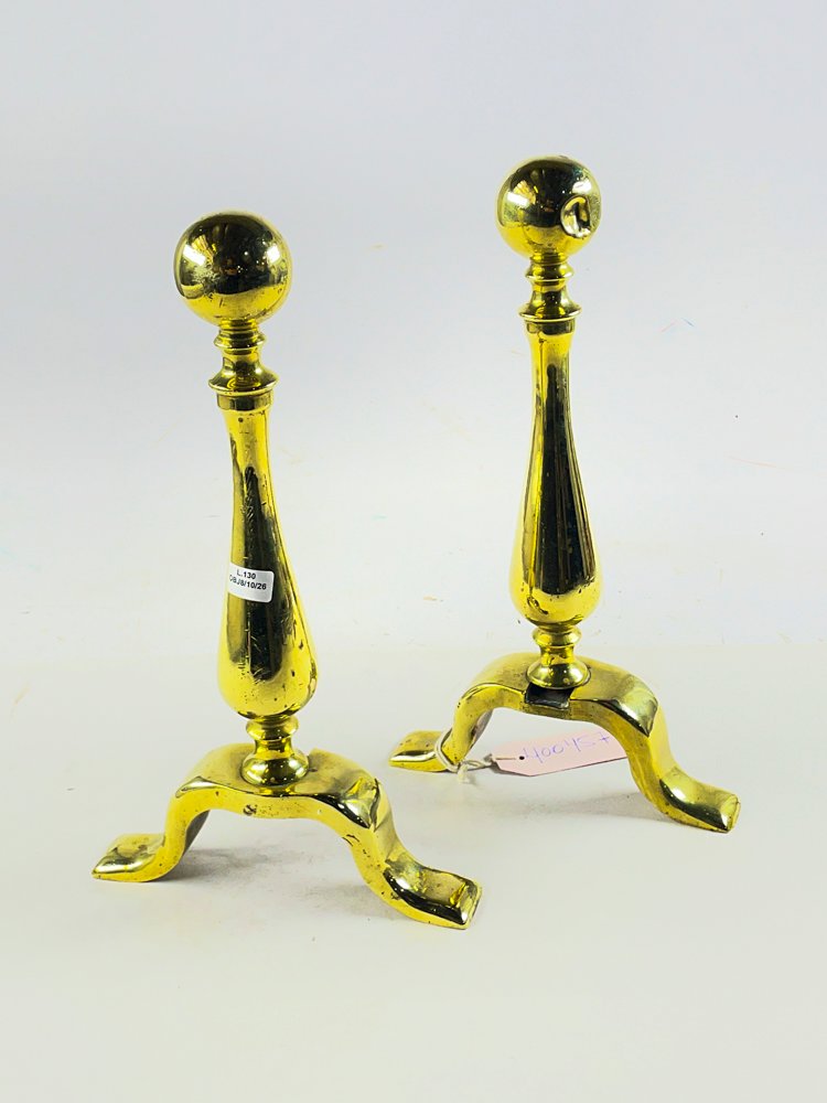 Par de Mordillos de Bronce con Bola Superior