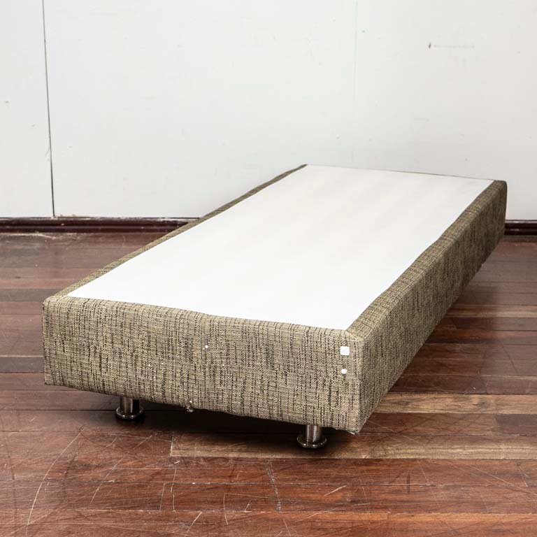 Item 2113903 - Image 0