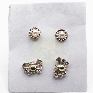 Lote anterior: Dos Pares de Tornillos de Plata: Mariposa y Simil Perla