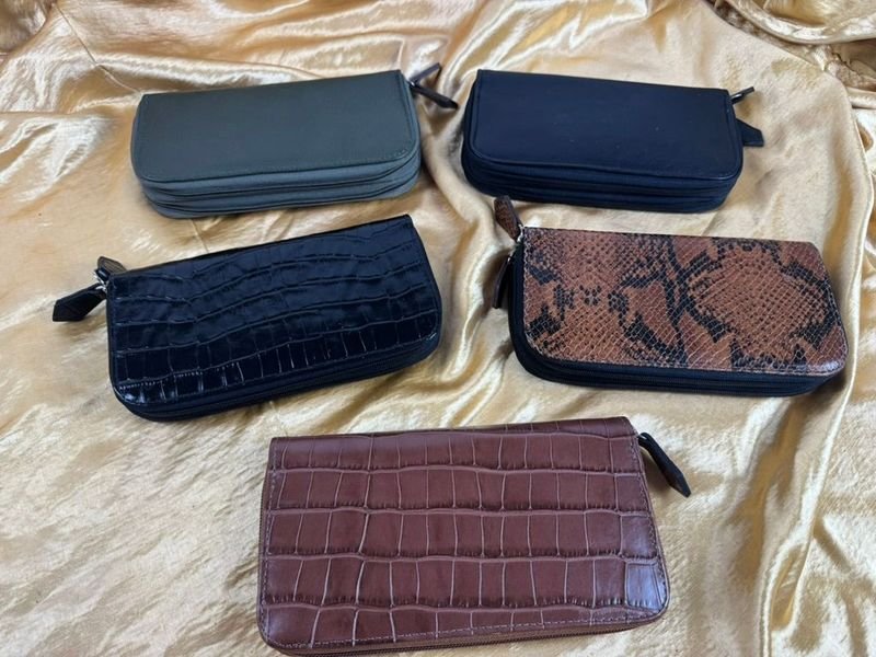 Item 829242 - Image 0