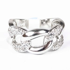 Lote siguiente: Anillo de Plata 925 con Circones