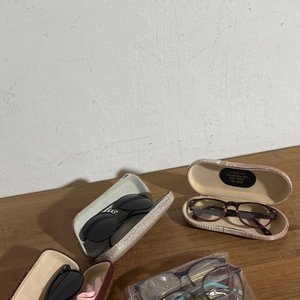 Lote anterior: Estuches con Lentes para Lectura o Sol