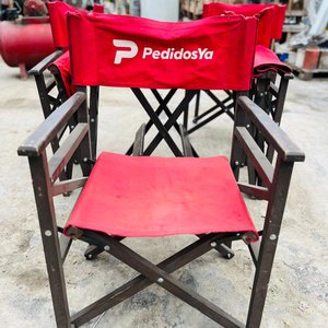 Juego de Patio Plegable Pedidos Ya: Mesa Extensible y 4 Sillas Rojas - imagen 2