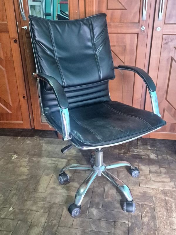 Item 852536 - Image 0