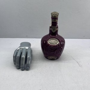 Botella de Cerámica Royal Salute Whisky Publicitaria - imagen 1