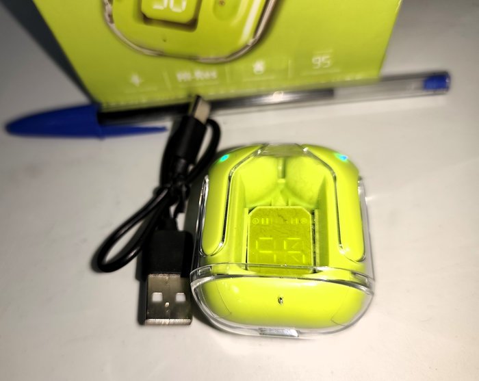 Auriculares BT Recargables con Pantalla LED Indicadora de Carga - imagen 2