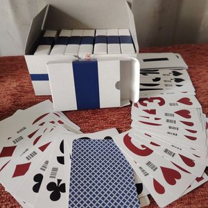 Caja con 8 Mazos de Cartas de Póker Especial Magia - imagen 3