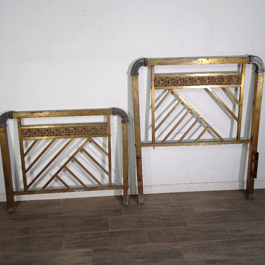 Respaldo y Piecera de Cama Antiguos en Bronce y Hierro con Detalles Florales