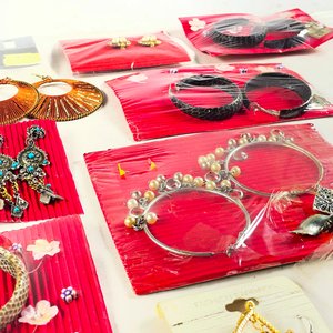 Quince Pares de Caracolas y Aros de Mujer - imagen 3