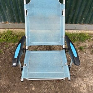Lote anterior: Silla Plegable Baja Azul y Negra