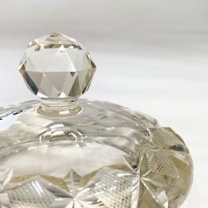 Bombonera de Cristal Tallado con Tapa y Tirador Facetado - imagen 3