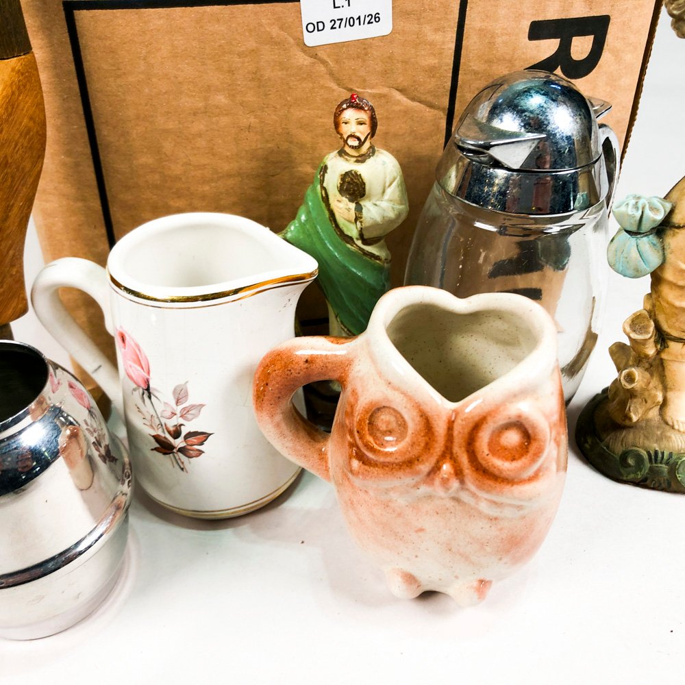 Colección de objetos decorativos y juguetes - imagen 4