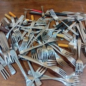 Lote de 100 Tenedores para Postre y Copetín - imagen 2